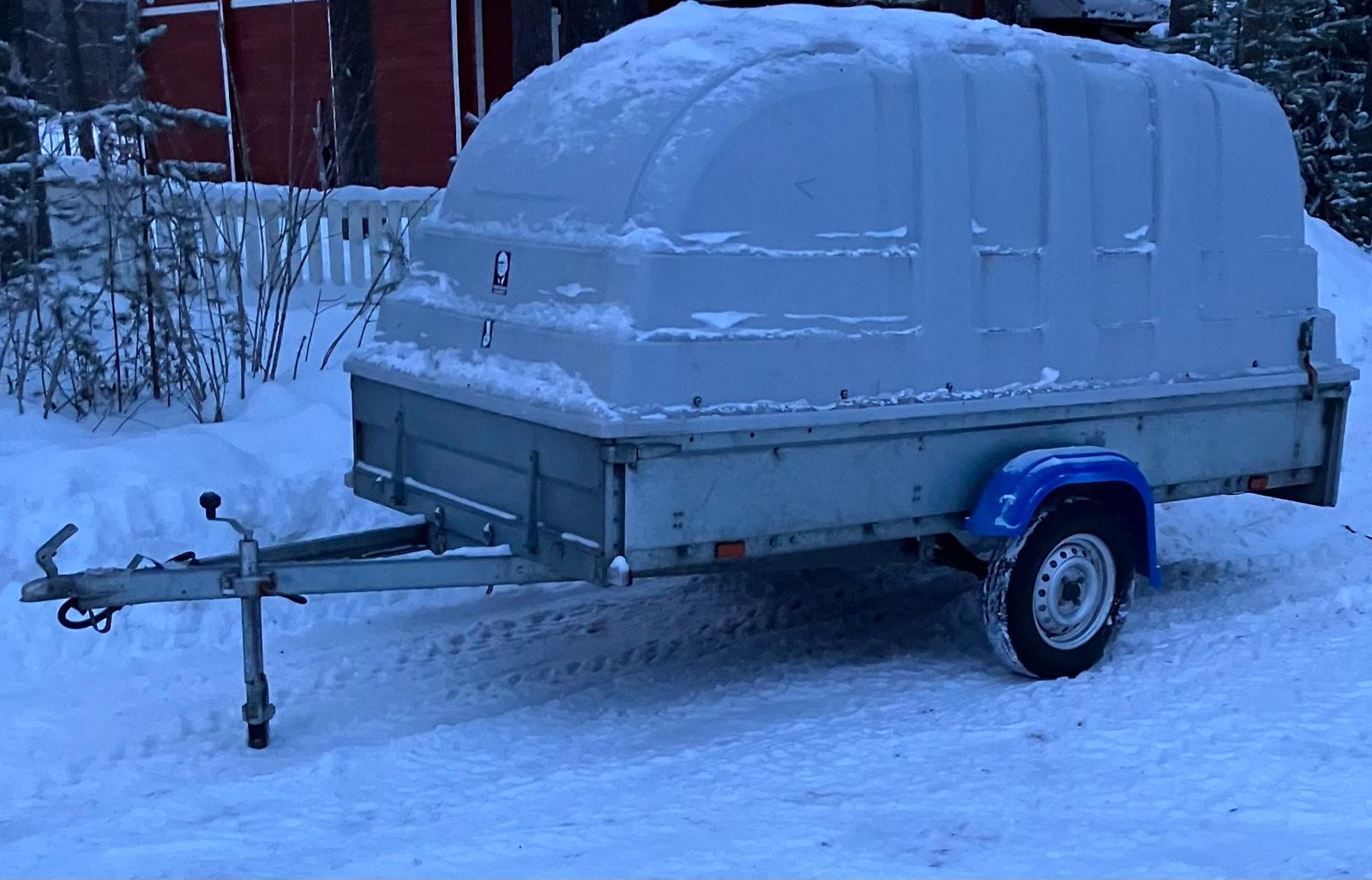 Muuli 1400sx kuomukärry 20€/vrk