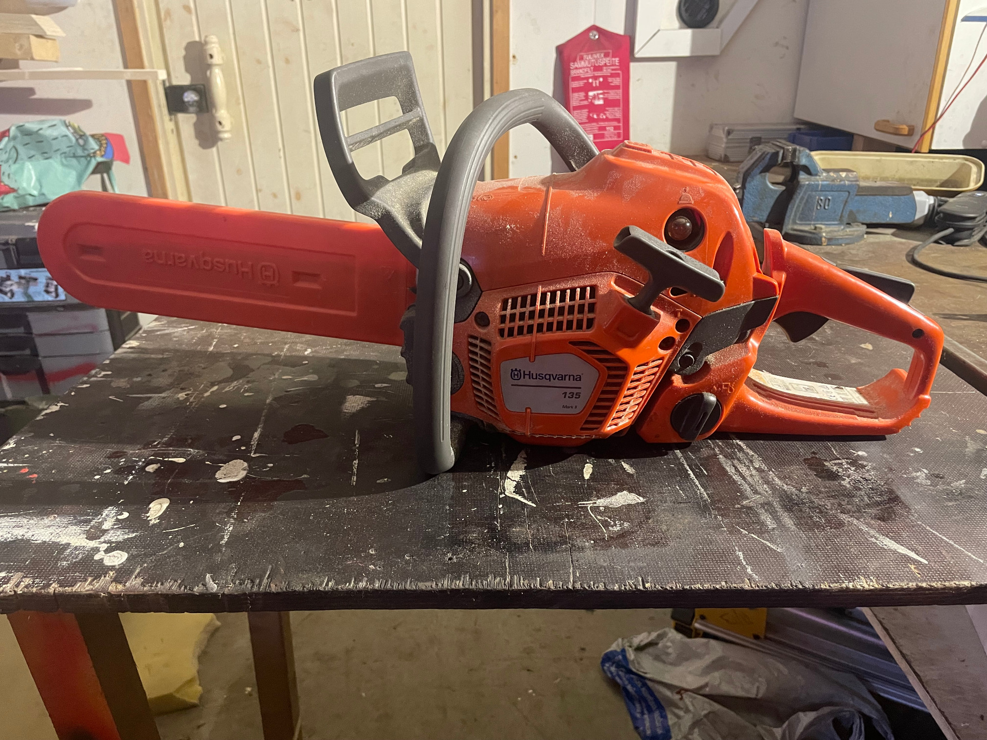 Husgvarna 135 mark II hp:250€